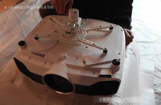愛普生TW8500吊架安裝好