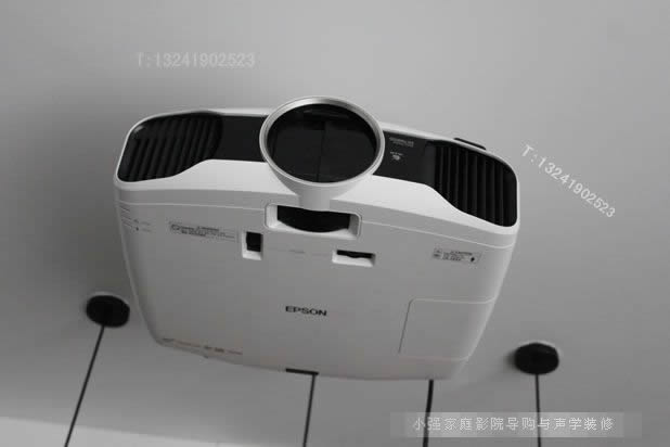 愛(ài)普生3D家用高清投影機(jī)