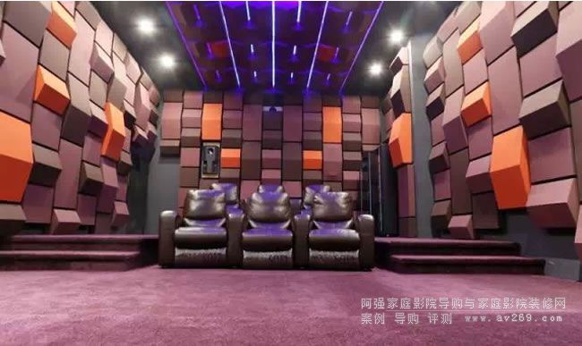 James組建的私人家庭影院
