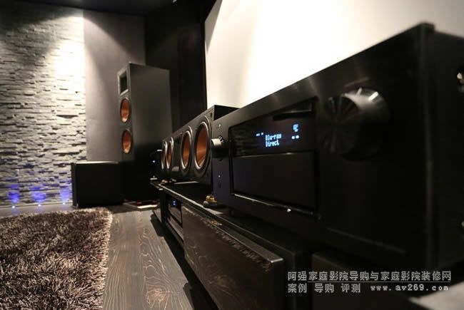 天龍功放X7200WA特寫