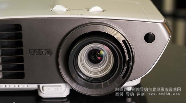 明基W3000鏡頭特寫