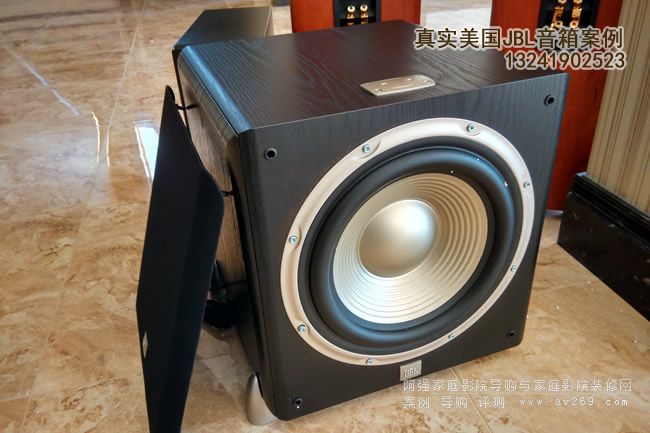 JBL L8400P超低音炮