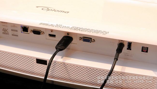 Optoma UHD65