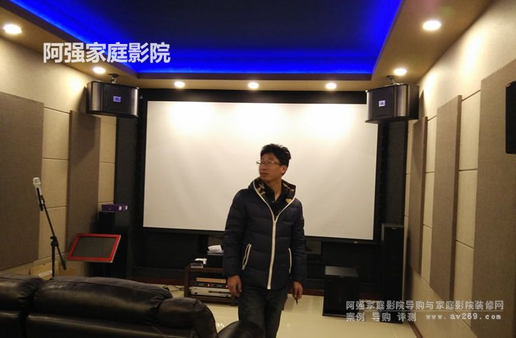 私人影院經(jīng)科電動拉線幕布案例